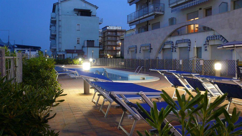 Residence Moderno Lido Di Savio Eksteriør bilde