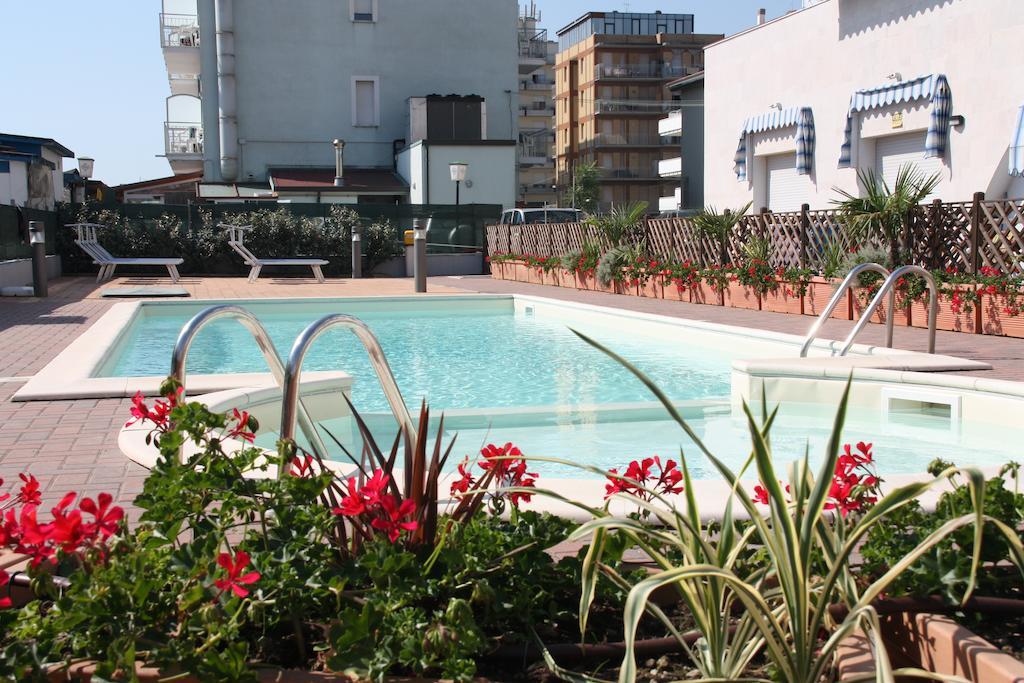 Residence Moderno Lido Di Savio Eksteriør bilde