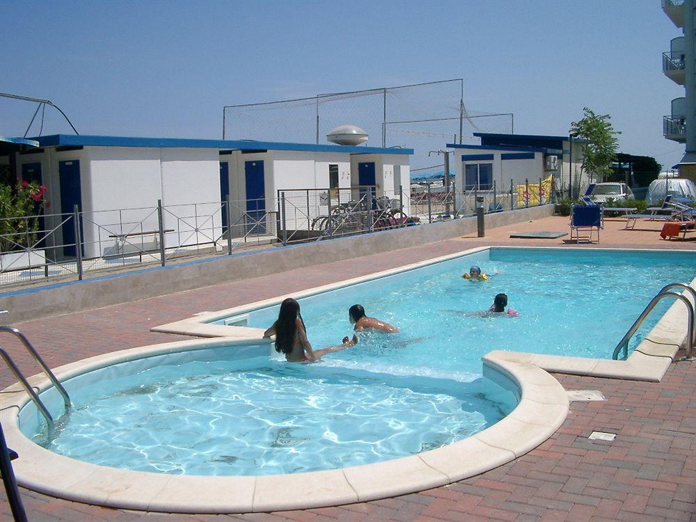 Residence Moderno Lido Di Savio Eksteriør bilde