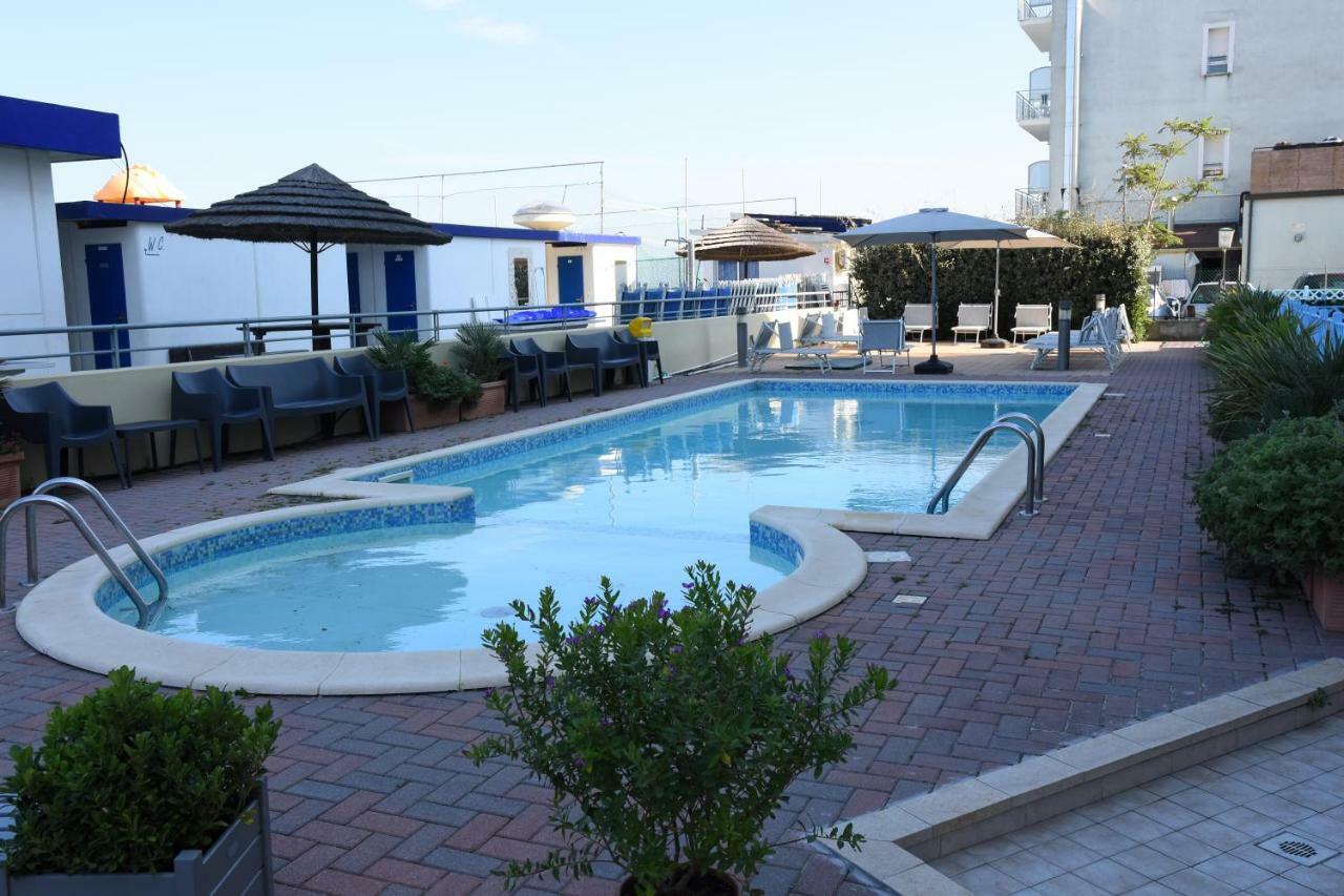 Residence Moderno Lido Di Savio Eksteriør bilde